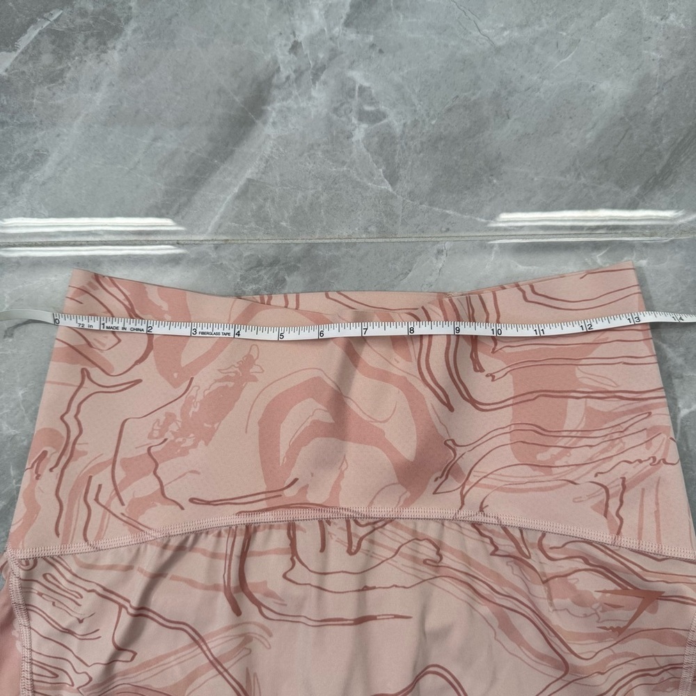 Women’s Gymshark Marbled Biker Shorts Butt Scrunch Lifting Training Size Large - Picture 12 of 14